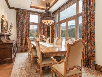 formal dining area